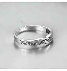925 Sterling Silver Chevron Ring – Engraved Celtic Design for Women
