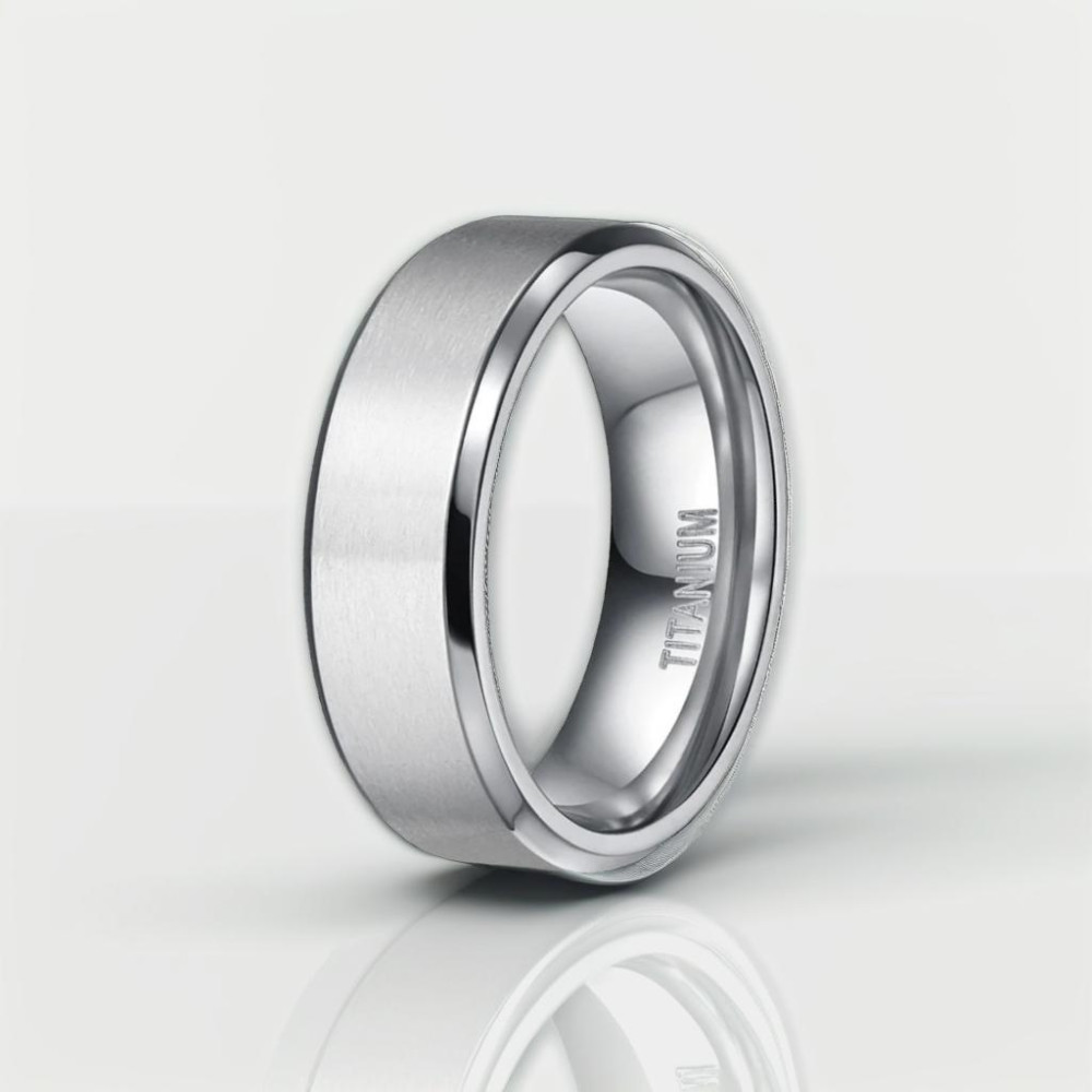 Anello da uomo personalizzato, anello in titanio, nastro nero opaco, pennello da incidere