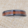 Bague personnalisee femme anneau ceramique noire ligne bois