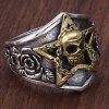 Anello cavalleresco in argento da uomo con teschio pentacolo