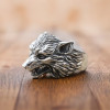 Anello in argento da uomo con testa di cavaliere aperta e testa di lupo