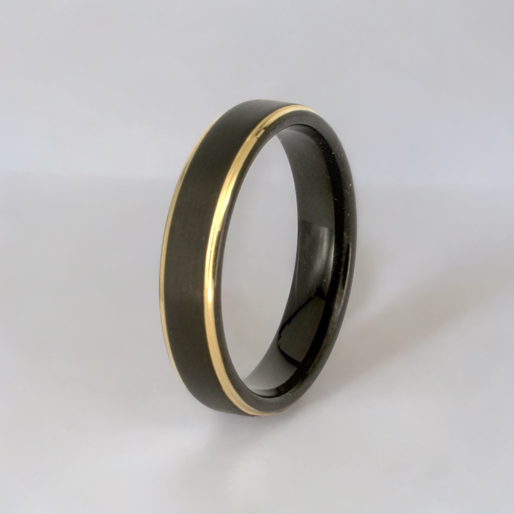 Bague personnalisee tungstene homme finition brosse noir bleu