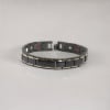 Bracciale da uomo in acciaio nero spazzolato magnetico linea oro