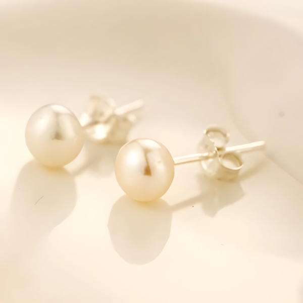 Boucles d'oreilles clous argent perles rondes eau douce minimaliste