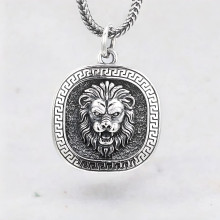 Ciondolo da uomo in argento sterling con testa di leone - stile medaglione greco
