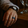 Bague personnalisee Homme anneau Tungstene sertie fibre de carbone a graver