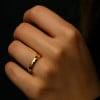 Bague personnalisee alliance anneau tungstene facettes plaque or