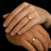 Bague alliance titane plaque or bande polie a graver personnaliser