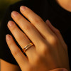 Blanc Bague alliance titane 2mm personnalisable