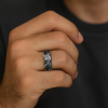 Bague personnalisee alliance tungstene noeud celtique