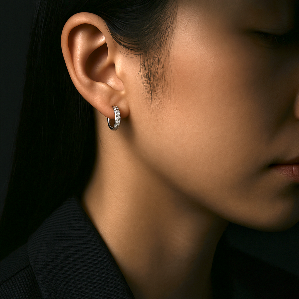 Boucles d'oreilles creoles Argent rhodie serti zirconium