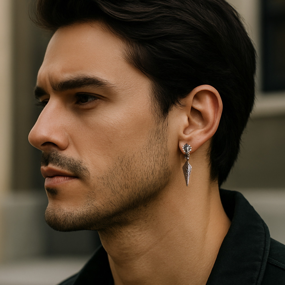 Heritage Orecchini Pendenti In Argento Sterling 925 Con Nodo Celtico Trinity E Zirconi Verdi, Chiusura A Gancio, Confezione Regalo