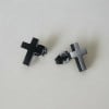 Boucles d'oreilles homme croix acier - paire