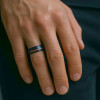 Customizable wood line faceted brushed tungsten ring (Dupliqué)