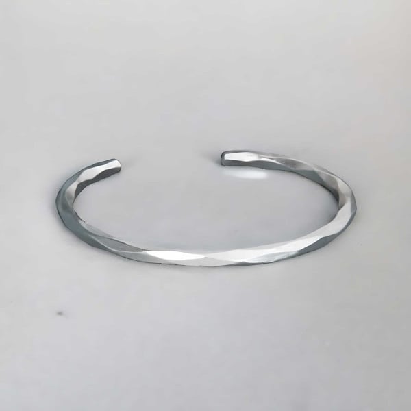 Solid silver hammered bangle bracelet for men and women