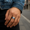 N Bague homme tungstene rainure central plaque bleu personnalisable