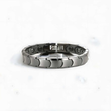 Keramische armband voor dames en heren met gepolijst oppervlak en magneten