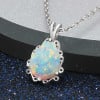 Colgante de collar de plata rodiada con gota de agua de ópalo