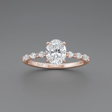 Bague solitaire pavée en argent 925 – Zircon ovale et gravure personnalisée