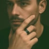 Bague personnalisee tungstene homme finition brosse noir bleu