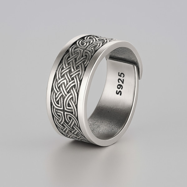Anello aperto da uomo in argento con motivo celtico
