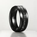 Fede nuziale personalizzata in tungsteno nero