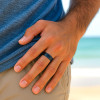 Bague mariage personnalisable tungstene brosse noir