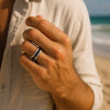 Bague personnalisee titane homme anneau ligne zirconium