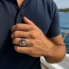 Chevalière homme argent ouverte lion