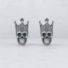 Boucles d'oreilles clous crane couronne argent homme