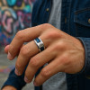 Bague personnalisee homme acier fibre de carbone arbre de vie