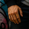 Bague homme anneau acier noeud celtique cisele
