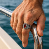 Bague homme chevaliere acier pierre rouge ovale celtique