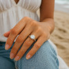 Bague femme chevaliere acier pavage zirconium