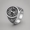 Bague homme acier chevaliere arbre de vie resine noir