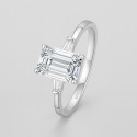 Bague solitaire en argent 925 – Zircon rectangulaire et gravure personnalisée (Dupliqué)