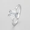Bague solitaire en argent 925 – Zircon rectangulaire et gravure personnalisée (Dupliqué)