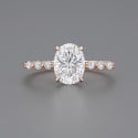 Bague solitaire pavée en argent 925 – Zircon ovale et gravure personnalisée