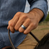 Bague Alliance Tungstène brossé et ligne bleue Finition Brossée - Gravure offerte