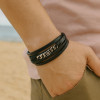 Bracelet cuir tresse multi cordons croix fermoir acier