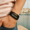 Bracelet cuir tresse multi cordons croix fermoir acier