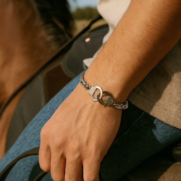 Jude Jewelers Stainless Steel Handcuff Infinity Bracelet – 10mm Wide Chain Link, Hypoallergenic, Silver Tone
