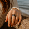 Bague de mariage céramique noire avec bois chene (Dupliqué)