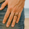 Bague de mariage céramique noire avec bois chene (Dupliqué)