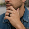 Bague ceramique noire matte brossee anneau personnalisable homme femme