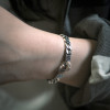 Bracciale a catena con manette infinite in argento da uomo e da donna