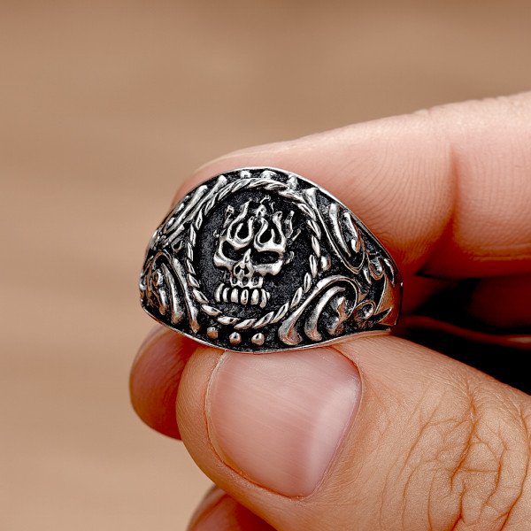 Chevalière Homme Argent 925 – Tête de Mort Croix de Malte 1707