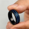 8mm Bague mariage personnalisee tungstene noir lignes bleues bois
