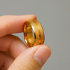 Bague mariage personnalisable tungstene rainurée et sablée