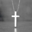 Personalisierter Herrenanhänger. Stahlkreuz zum individuellen Gravieren